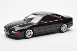 BMW 850 CSi E31 Juodas Otto 1:18