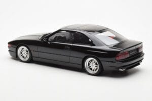 BMW 850 CSi E31 Juodas Otto 1:18 OT827 Derva - nuotrauka 5 iš 6