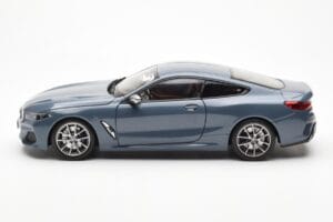 BMW 850i G15 Barcelona Blue Metallic Norev 1:18 80432450995 Metalas - nuotrauka 4 iš 8