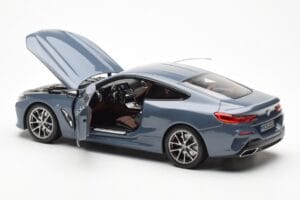 BMW 850i G15 Barcelona Blue Metallic Norev 1:18 80432450995 Metalas - nuotrauka 5 iš 8