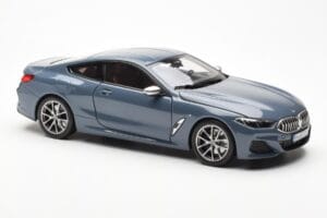 BMW 850i G15 Barcelona Blue Metallic Norev 1:18 80432450995 Metalas - nuotrauka 6 iš 8