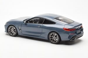 BMW 850i G15 Barcelona Blue Metallic Norev 1:18 80432450995 Metalas - nuotrauka 7 iš 8