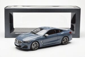 BMW 850i G15 Barcelona Blue Metallic Norev 1:18 80432450995 Metalas - nuotrauka 8 iš 8