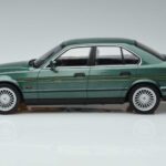BMW Alpina B10 4.6 E34 Žalias MCG 1:18 MCG18229 Metalas - image 3 of 6