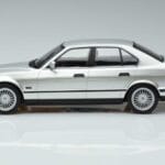 BMW Alpina B10 4.6 E34 Sidabrinis MCG 1:18 MCG18231 Metalas - image 3 of 5