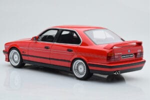 BMW Alpina B10 E34 Biturbo Raudonas Otto 1:18 OT648 Derva - nuotrauka 5 iš 6