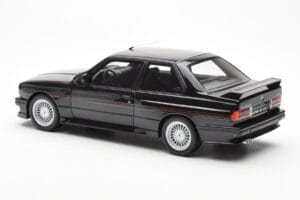 BMW Alpina B6 3.5S M3 E30 Antracitas Pilkas Otto 1:18 OT632 Derva - nuotrauka 5 iš 6