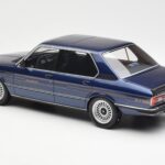 BMW Alpina B7S E12 Turbo Dark Sapphire Mėlynas Metalinis Otto 1:18 - image 5 of 6
