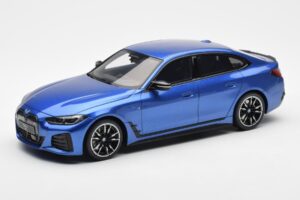 BMW i4 M50 G26 Mėlynas Otto 1:18
