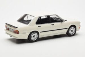 BMW M535i E28 Baltas Norev 1:18 183260 Metalas - nuotrauka 2 iš 6