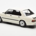 BMW M535i E28 Baltas Norev 1:18 - image 5 of 6