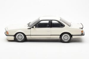 BMW M635 CSi E24 Baltas Dealer Edition AUTOart 1:18 80430145829 Metalas - nuotrauka 4 iš 8