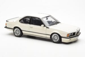 BMW M635 CSi E24 Baltas Dealer Edition AUTOart 1:18 80430145829 Metalas - nuotrauka 6 iš 8