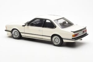 BMW M635 CSi E24 Baltas Dealer Edition AUTOart 1:18 80430145829 Metalas - nuotrauka 7 iš 8