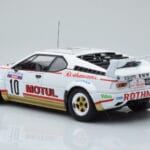 BMW M1 Motul #10 B. Darniche / A. Mahe Rally Tour de Corse 1982 IXO 1:18 - image 5 of 6