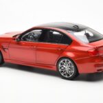 BMW M3 Competition F80 Sakhir Oranžinis Norev 1:18 - image 7 of 8