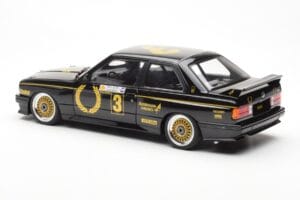 BMW M3 E30 #3 J. Richards Austrian Airlines ATCC 1987 AUTOart 1:18 88745 Metalas - nuotrauka 7 iš 8