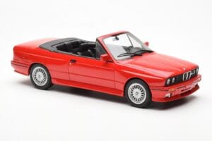 BMW M3 E30 Kabrioletas Raudonas Otto 1:18 OT077 Derva - nuotrauka 4 iš 6