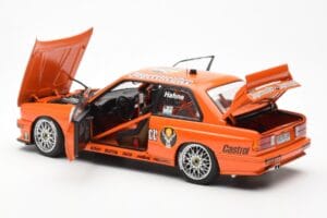 BMW M3 E30 #19 A. Hahne Jägermeister DTM 1992 AUTOart 1:18 89248 Metalas - nuotrauka 5 iš 8