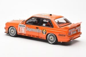 BMW M3 E30 #19 A. Hahne Jägermeister DTM 1992 AUTOart 1:18 89248 Metalas - nuotrauka 7 iš 8