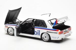 BMW M3 E30 #5 P. Brock Mobil ATCC 1988 AUTOart 1:18 88845 Metalas - nuotrauka 5 iš 8