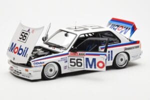 BMW M3 E30 #56 P. Brock / J. Richards Mobil Bathurst 1000 1988 AUTOart 1:18 88847 Metalas - nuotrauka 2 iš 9