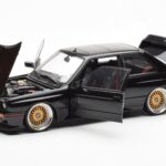 BMW M3 E30 Sport Evolution Juodas Custom Wheels AUTOart 1:18 - image 2 of 8