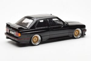BMW M3 E30 Sport Evolution Juodas Custom Wheels AUTOart 1:18 70562 Metalas - nuotrauka 3 iš 8