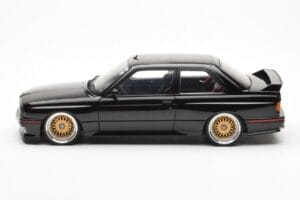 BMW M3 E30 Sport Evolution Juodas Custom Wheels AUTOart 1:18 70562 Metalas - nuotrauka 4 iš 8