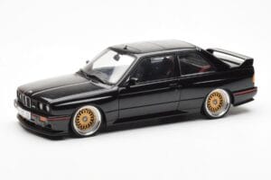 BMW M3 E30 Sport Evolution Juodas Custom Wheels AUTOart 1:18
