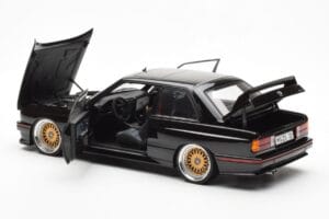 BMW M3 E30 Sport Evolution Juodas Custom Wheels AUTOart 1:18 70562 Metalas - nuotrauka 5 iš 8