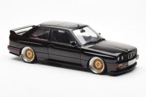 BMW M3 E30 Sport Evolution Juodas Custom Wheels AUTOart 1:18 70562 Metalas - nuotrauka 6 iš 8