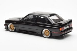 BMW M3 E30 Sport Evolution Juodas Custom Wheels AUTOart 1:18 70562 Metalas - nuotrauka 7 iš 8