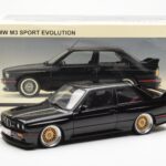 BMW M3 E30 Sport Evolution Juodas Custom Wheels AUTOart 1:18 - image 8 of 8