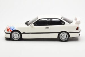 BMW M3 E36 Lightweight Baltas Otto 1:18 OT569 Derva - nuotrauka 3 iš 6