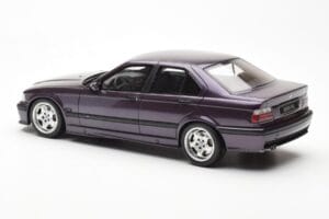 BMW M3 E36 Violetinis Otto 1:18 OT307 Derva - nuotrauka 5 iš 6