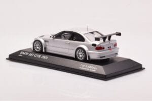 BMW M3 E46 GTR Street Sidabrinis Minichamps 1:43 403012105 Metalas - nuotrauka 3 iš 4