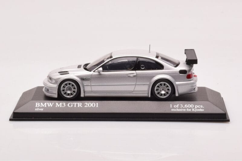 BMW M3 E46 GTR Street Sidabrinis Minichamps 1:43