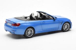 BMW M4 F83 Kabrioletas Yas Marina Mėlynas Paragon 1:18 80432339612 Metalas - nuotrauka 3 iš 8