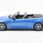 BMW M4 F83 Kabrioletas Yas Marina Mėlynas Paragon 1:18 - image 4 of 8