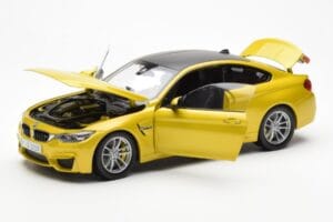 BMW M4 F82 Austin Geltonas Metallic Paragon 1:18 80432339606 Metalas - nuotrauka 2 iš 8