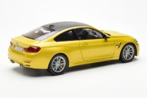 BMW M4 F82 Austin Geltonas Metallic Paragon 1:18 80432339606 Metalas - nuotrauka 3 iš 8