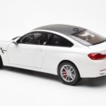 BMW M4 F82 Frozen Brilliant Baltas Paragon 1:18 - image 7 of 8