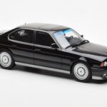 BMW M5 E34 Juodas Otto 1:18 - image 4 of 6