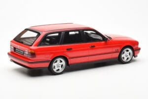 BMW M5 E34 Touring Raudonas Otto 1:18 OT951 Derva - nuotrauka 2 iš 6