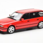 BMW M5 E34 Touring Raudonas Otto 1:18