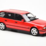 BMW M5 E34 Touring Raudonas Otto 1:18 - image 4 of 6