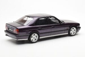 BMW M5 E34 Violetinis Otto 1:18 OT106 Derva - nuotrauka 2 iš 6