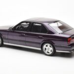 BMW M5 E34 Violetinis Otto 1:18 - image 5 of 6