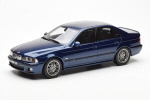 BMW M5 E39 Avus Blue Paint Issue Otto 1:18